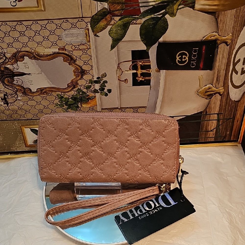 Diophy Vegan Leather Quilted Pink/ Wristlet